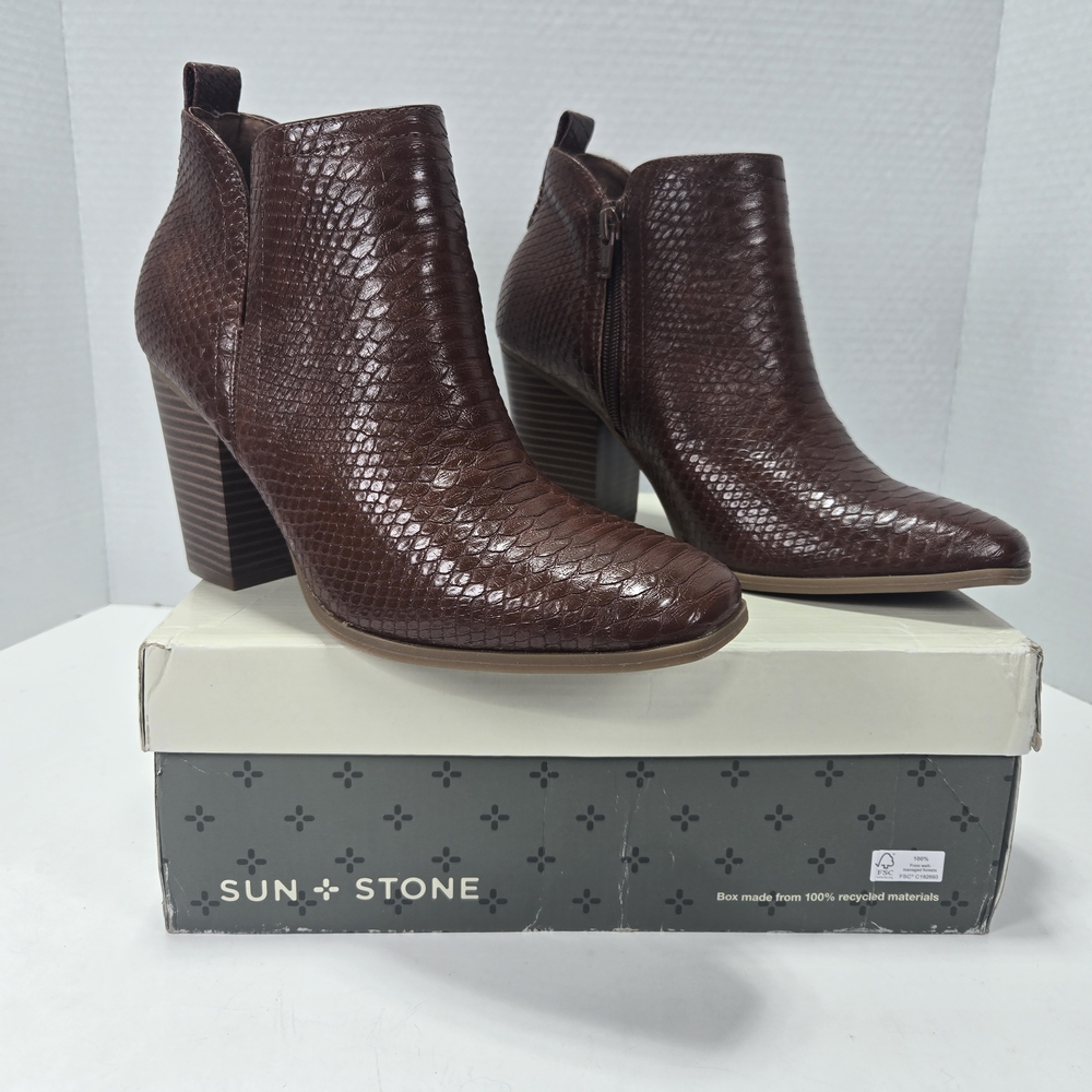 Sun + Stone Pollyy Walnut Textured Snake Skin Animal Print Ankle Booties Size 9